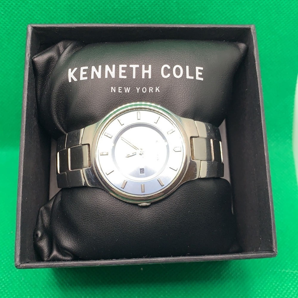 Kenneth Cole Men's Reaction Glacier Face Watch